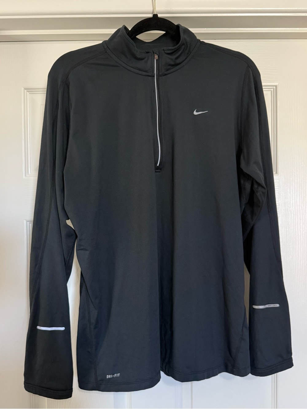 Nike Dri-FIT Element 1/2 Zip Running Top Women’s 1X Black - Picture 2 of 5